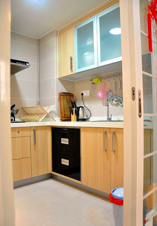 80多平小居室设计布置09