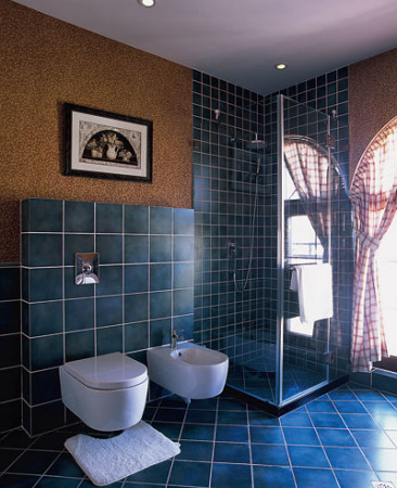 卫浴间实景图片